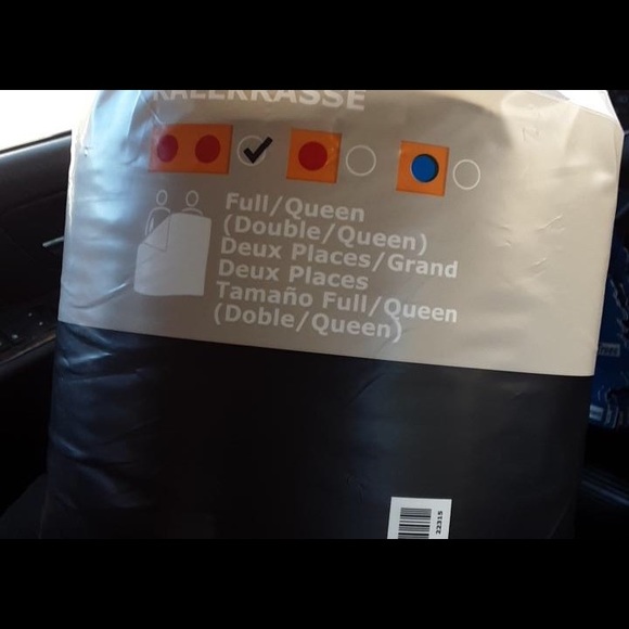 Queen full bed set - Picture 6 of 6